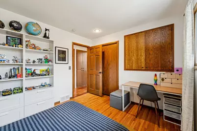 221 W 107th Street, Bloomington, MN 55420 - Photo 15