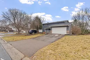 6494 Bonner Ct, Inver Grove Heights, MN 55076 - Photo 3