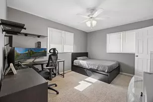 8101 Noid Dr, Brooklyn Park, MN 55428 - Photo 15