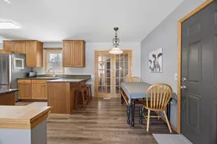 8101 Noid Dr, Brooklyn Park, MN 55428 - Photo 5