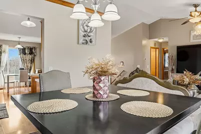 5785 Yucca Lane N, Plymouth, MN 55446 - Photo 7