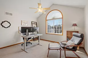 619 Crane Creek Ln, Eagan, MN 55121 - Photo 21