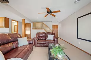 619 Crane Creek Ln, Eagan, MN 55121 - Photo 23