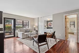 2201 3rd Ave S, Minneapolis, MN 55404 - Photo 9