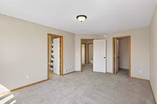1348 Sheridan Ave N, Minneapolis, MN 55411 - Photo 11