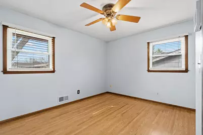 1460 Hoyt Avenue E, Saint Paul, MN 55106 - Photo 13