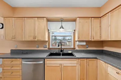 1460 Hoyt Avenue E, Saint Paul, MN 55106 - Photo 11