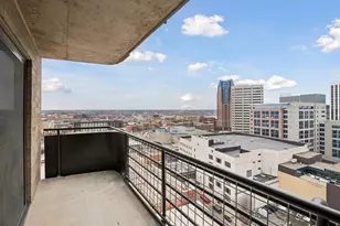 66 9th St E, Saint Paul, MN 55101 - Photo 35