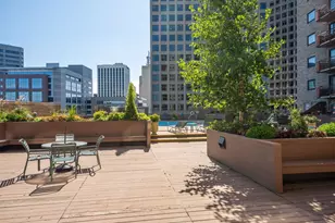 66 9th St E, Saint Paul, MN 55101 - Photo 27