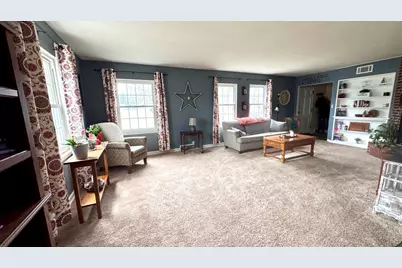 108 N Park Lane, Le Sueur, MN 56058 - Photo 3