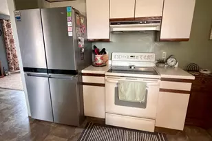 108 N Park Ln, Le Sueur, MN 56058 - Photo 7