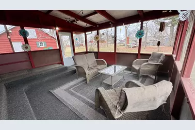 108 N Park Lane, Le Sueur, MN 56058 - Photo 9