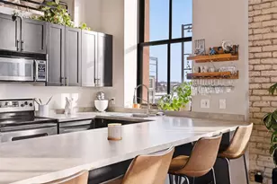 289 5th St E, Saint Paul, MN 55101 - Photo 3