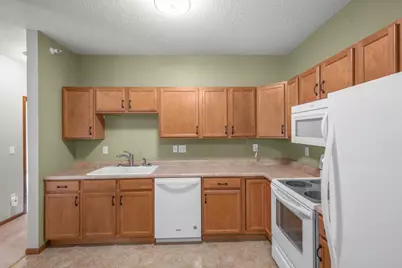 114200 Hundertmark Road #110, Chaska, MN 55318 - Photo 17