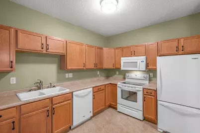 114200 Hundertmark Road #110, Chaska, MN 55318 - Photo 5