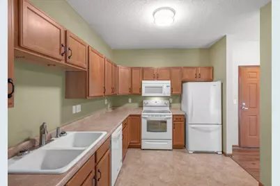 114200 Hundertmark Road #110, Chaska, MN 55318 - Photo 15