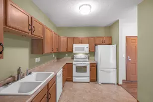 114200 Hundertmark Rd, Chaska, MN 55318 - Photo 15