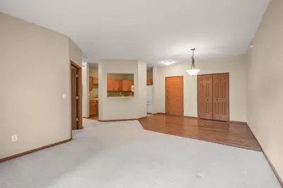 114200 Hundertmark Road #110, Chaska, MN 55318 - Photo 7
