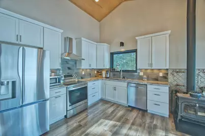 5000 Lakeshore Drive, Makinen, MN 55763 - Photo 5