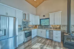 5000 Lakeshore Dr, Makinen, MN 55763 - Photo 5