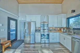 5000 Lakeshore Dr, Makinen, MN 55763 - Photo 5