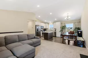 1004 Triumph Trail NE, Isanti, MN 55040 - Photo 9