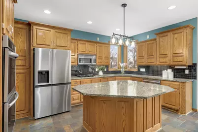 18481 98th Place N, Maple Grove, MN 55311 - Photo 9