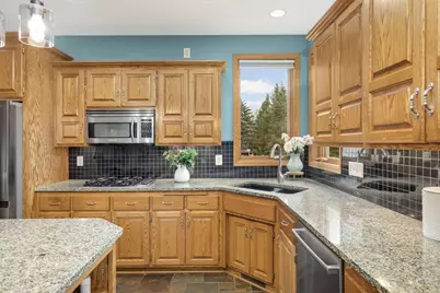 18481 98th Place N, Maple Grove, MN 55311 - Photo 11