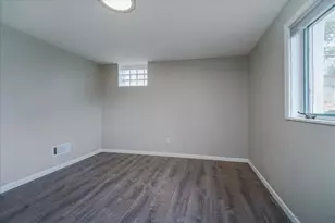 1463 Trollhagen Dr NE, Fridley, MN 55421 - Photo 47