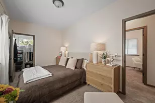 1048 Dayton Ave, Saint Paul, MN 55104 - Photo 17