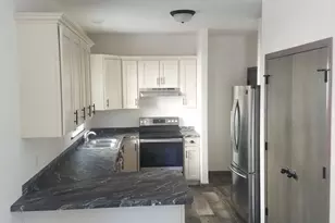 1048 Dayton Ave, Saint Paul, MN 55104 - Photo 25