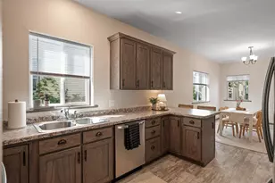 1048 Dayton Ave, Saint Paul, MN 55104 - Photo 11