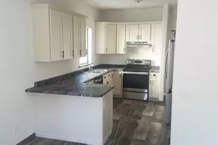 1048 Dayton Ave, Saint Paul, MN 55104 - Photo 23