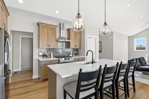 19719 Brooklyn Trail, Farmington, MN 55024 - Photo 5