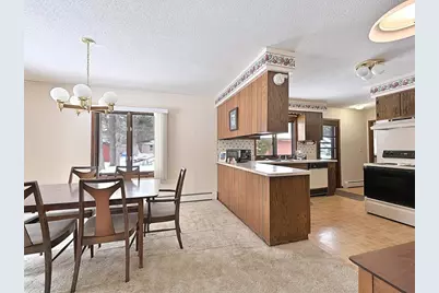 811 SW 4th Avenue, Grand Rapids, MN 55744 - Photo 9