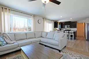 1124 Woodland Dr, Howard Lake, MN 55349 - Photo 7