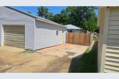 524 1st Avenue SE, Wells, MN 56097 - Photo 45