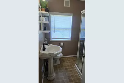 524 1st Avenue SE, Wells, MN 56097 - Photo 17