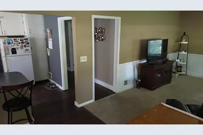 524 1st Avenue SE, Wells, MN 56097 - Photo 5