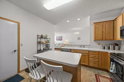 1873 Wildflower Court, Shoreview, MN 55126 - Photo 5