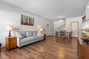 1873 Wildflower Ct, Shoreview, MN 55126 - Photo 11