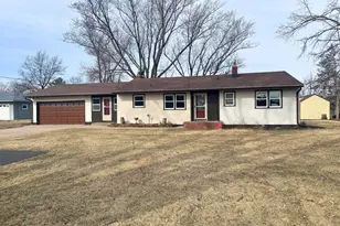 17207 Riverwood Dr, Little Falls, MN 56345 - Photo 3