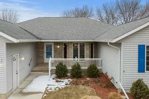 610 Deschepper St, Marshall, MN 56258 - Photo 3