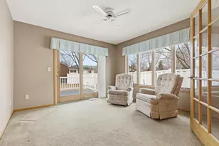 610 Deschepper St, Marshall, MN 56258 - Photo 31