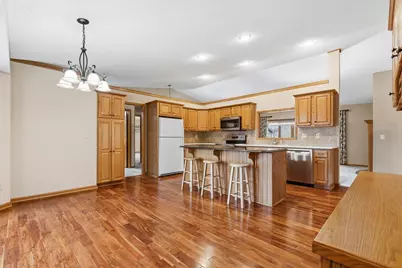 610 Deschepper Street, Marshall, MN 56258 - Photo 21