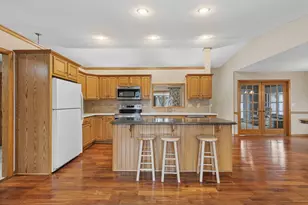 610 Deschepper St, Marshall, MN 56258 - Photo 15