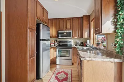 5832 Rhode Island Avenue N, Crystal, MN 55428 - Photo 7