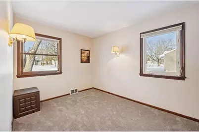 5832 Rhode Island Avenue N, Crystal, MN 55428 - Photo 15