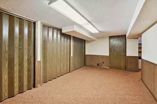 5832 Rhode Island Ave N, Crystal, MN 55428 - Photo 23