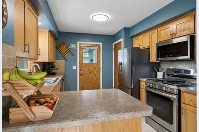 3013 63rd Avenue N, Brooklyn Center, MN 55429 - Photo 7